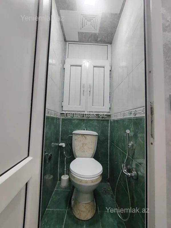 Satılır 3 otaqlı köhnə tikili 76 m²