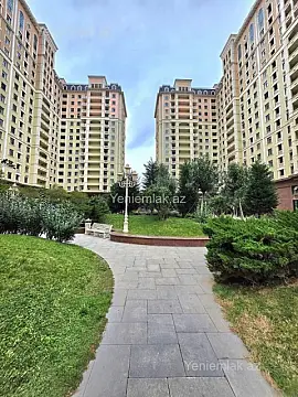 Satılır 2 otaqlı yeni tikili 80 m²