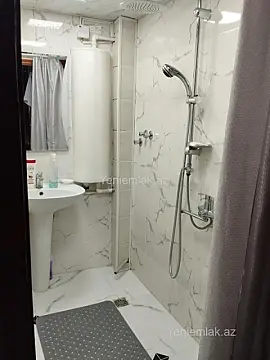 Satılır 2 otaqlı köhnə tikili 40 m²