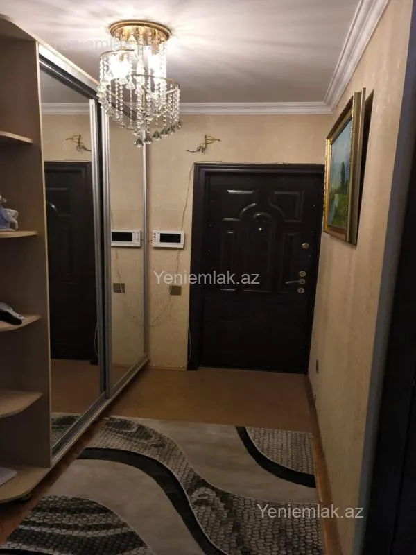 Satılır 3 otaqlı köhnə tikili 80 m²