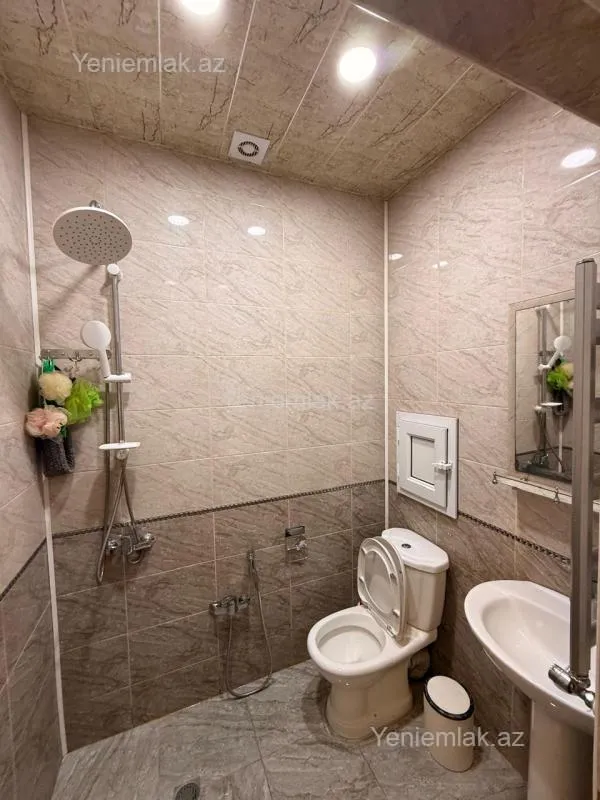 Satılır 2 otaqlı yeni tikili 63 m²