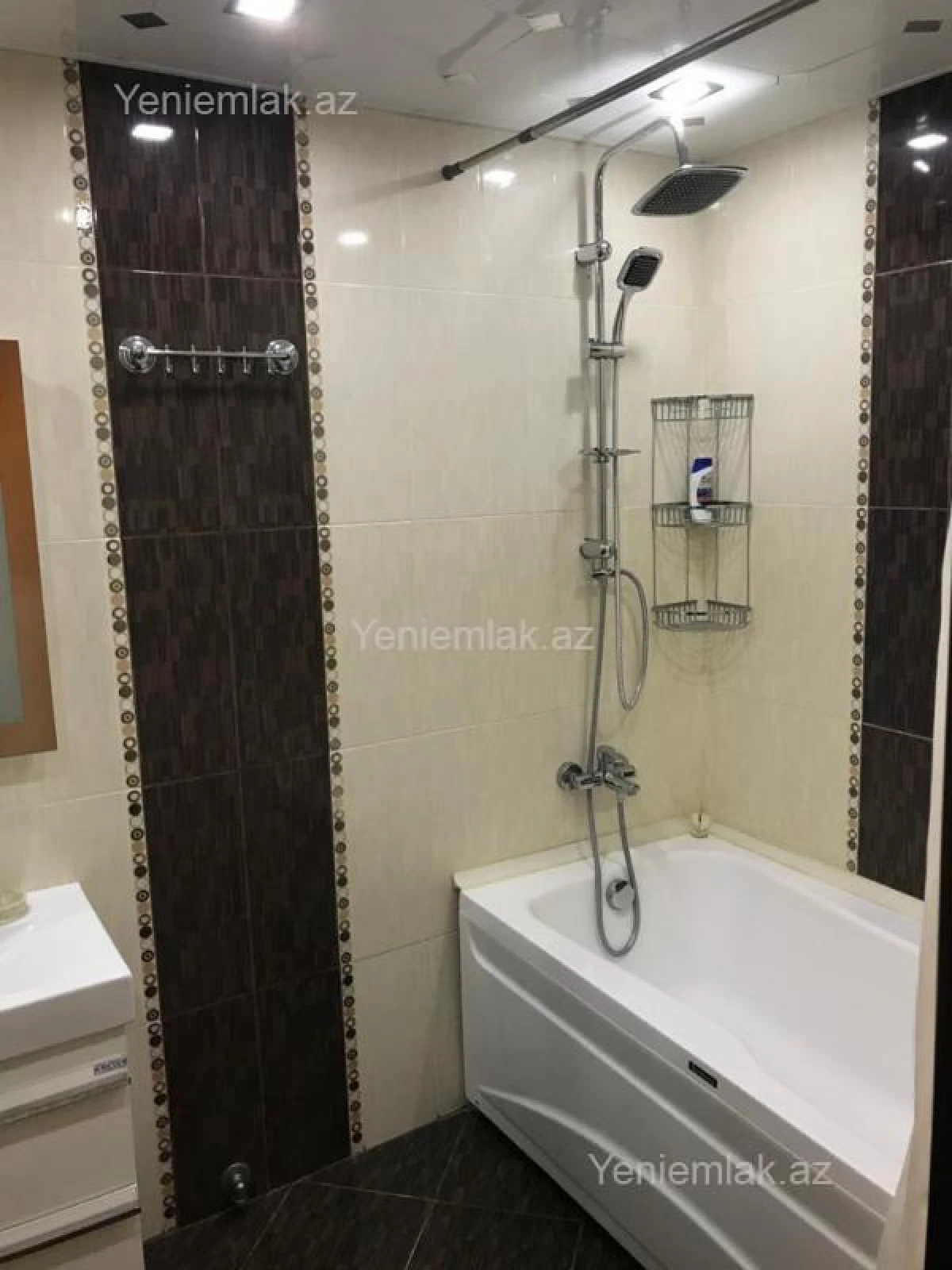 Kirayə verilir 2 otaqlı yeni tikili 95 m²