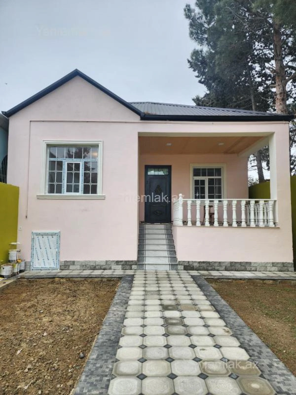 Satılır 4 otaqlı həyət evi 135 m²