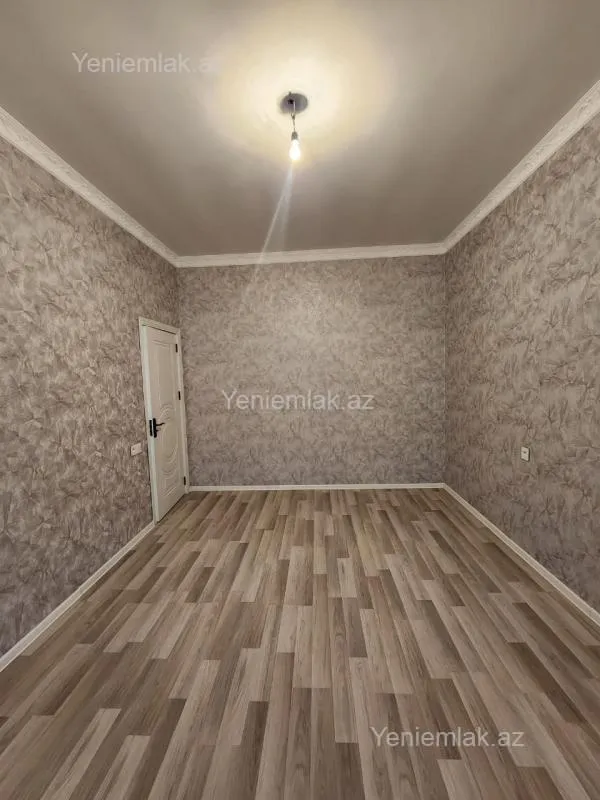 Satılır 4 otaqlı həyət evi 135 m²