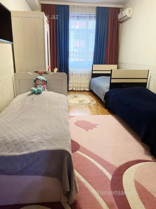 Satılır 3 otaqlı yeni tikili 102 m²