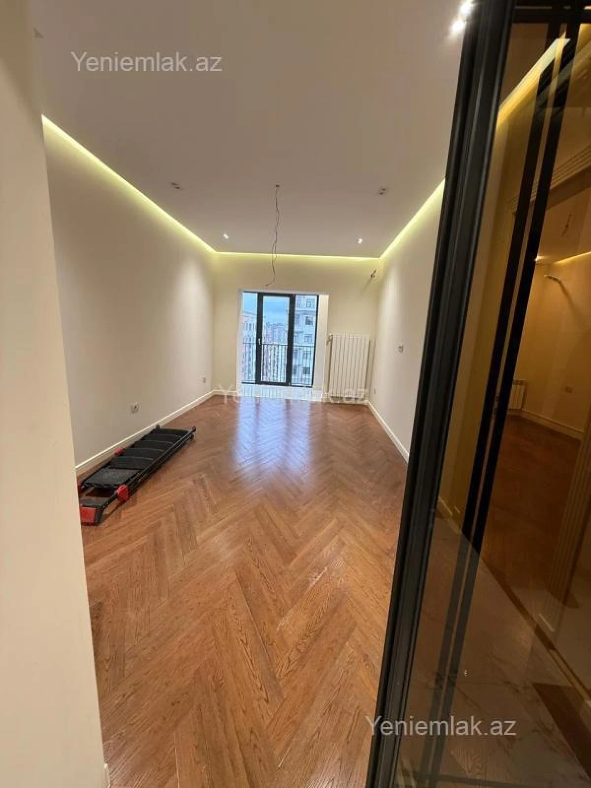 Satılır 2 otaqlı yeni tikili 70 m²