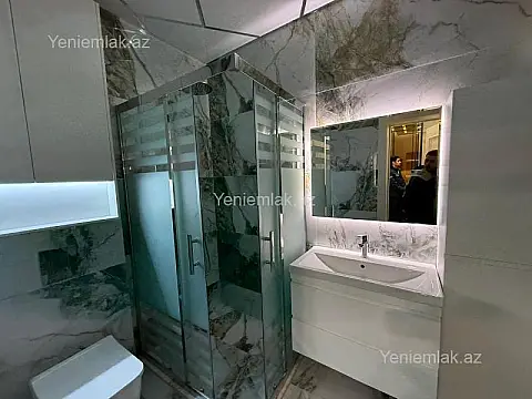 Satılır 2 otaqlı yeni tikili 70 m²