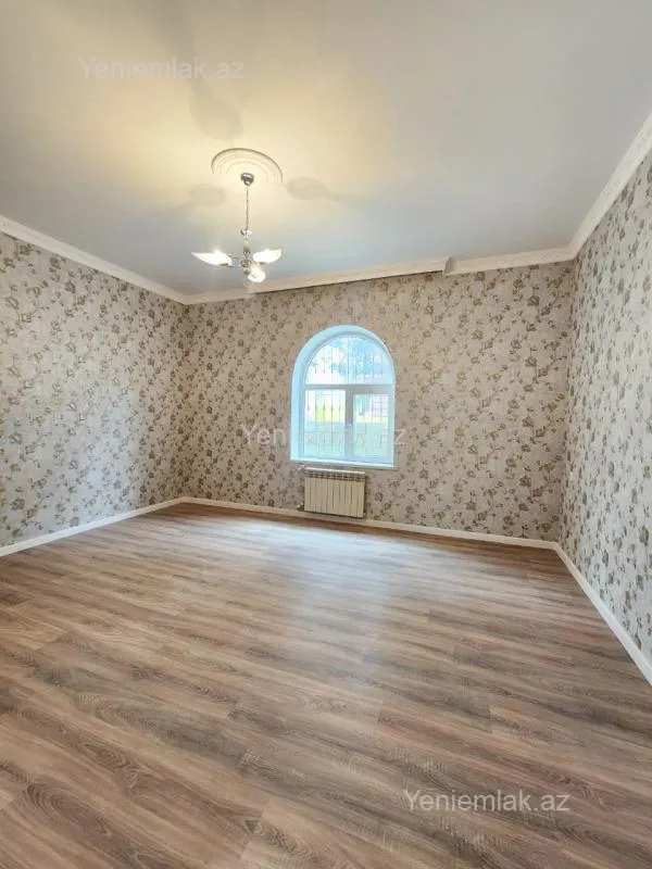 Satılır 4 otaqlı həyət evi 145 m²