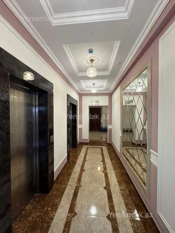 Satılır 4 otaqlı yeni tikili 181 m²