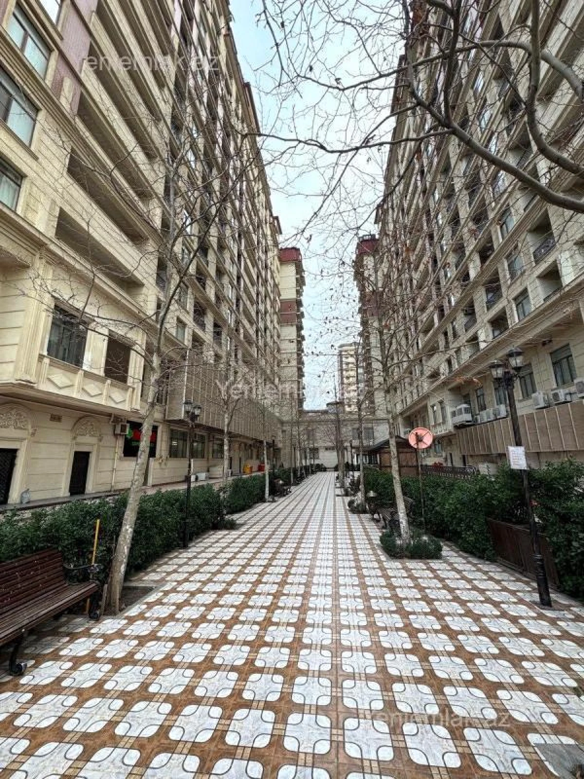 Satılır 4 otaqlı yeni tikili 181 m²