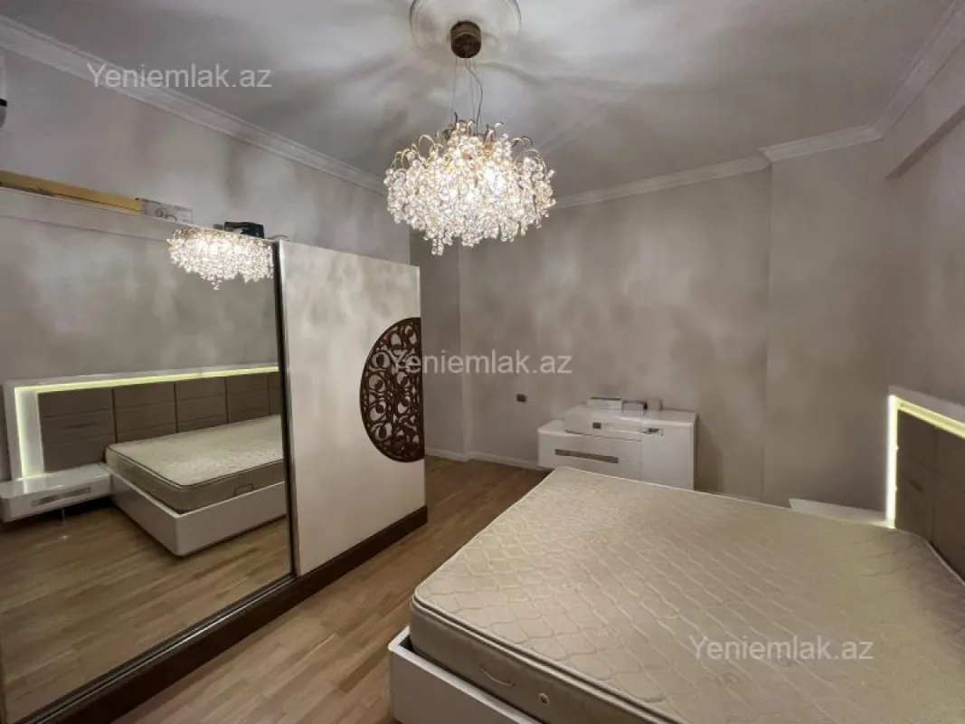 Satılır 4 otaqlı yeni tikili 175 m²