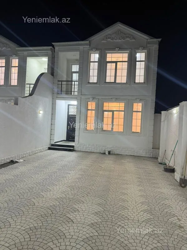 Satılır 4 otaqlı həyət evi 180 m²