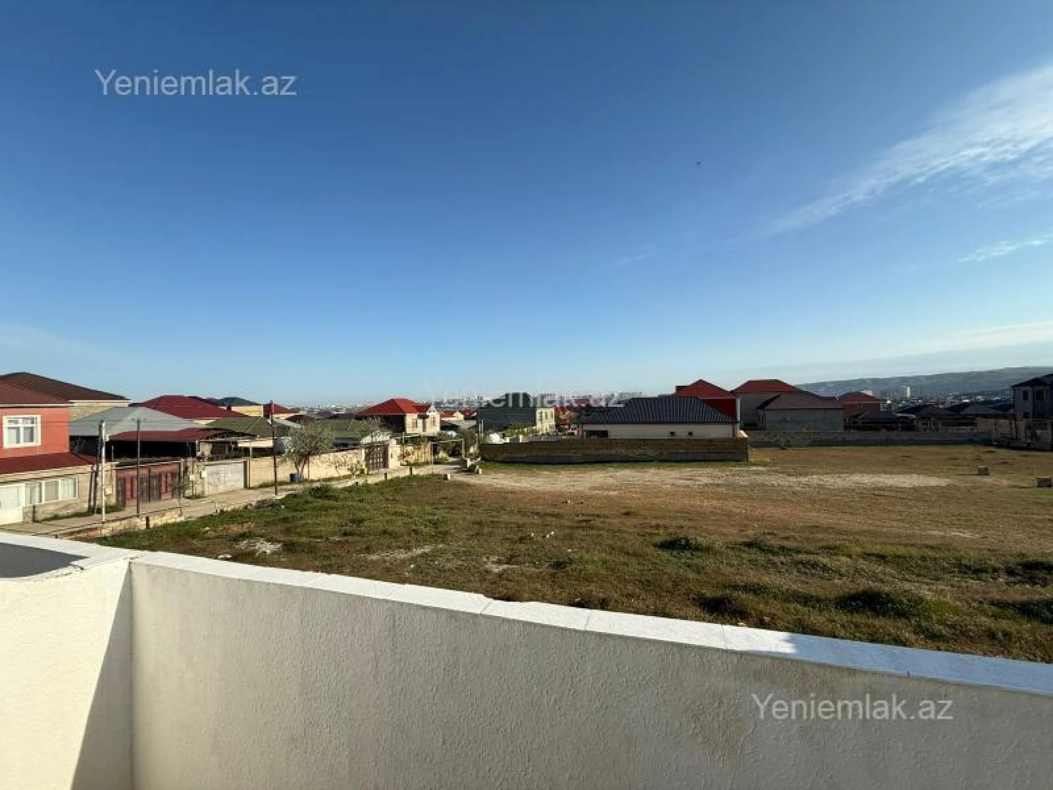 Satılır 4 otaqlı həyət evi 180 m²