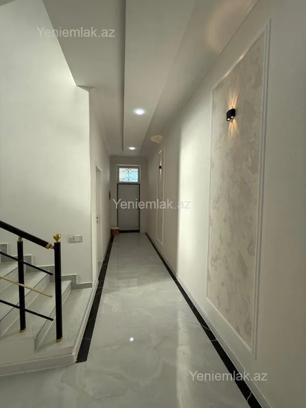 Satılır 4 otaqlı həyət evi 180 m²