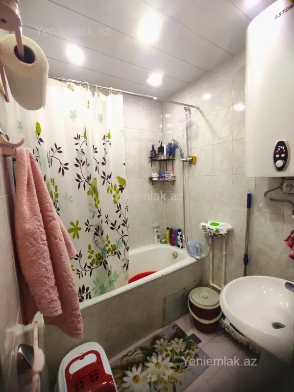 Satılır 2 otaqlı köhnə tikili 48 m²