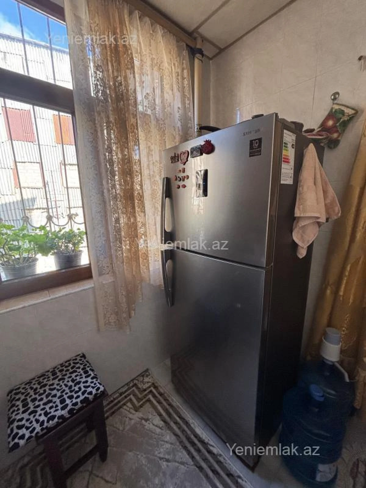 Satılır 2 otaqlı köhnə tikili 48 m²