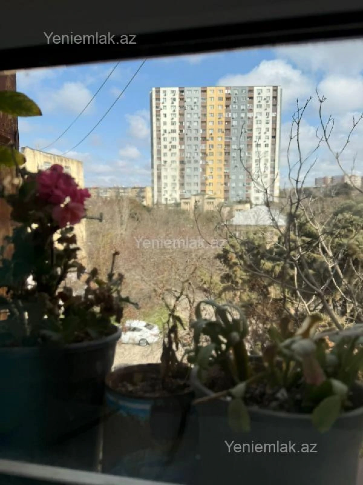 Satılır 2 otaqlı köhnə tikili 42 m²