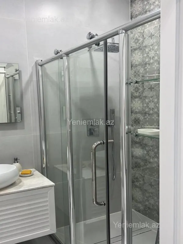 Satılır 4 otaqlı yeni tikili 173 m²