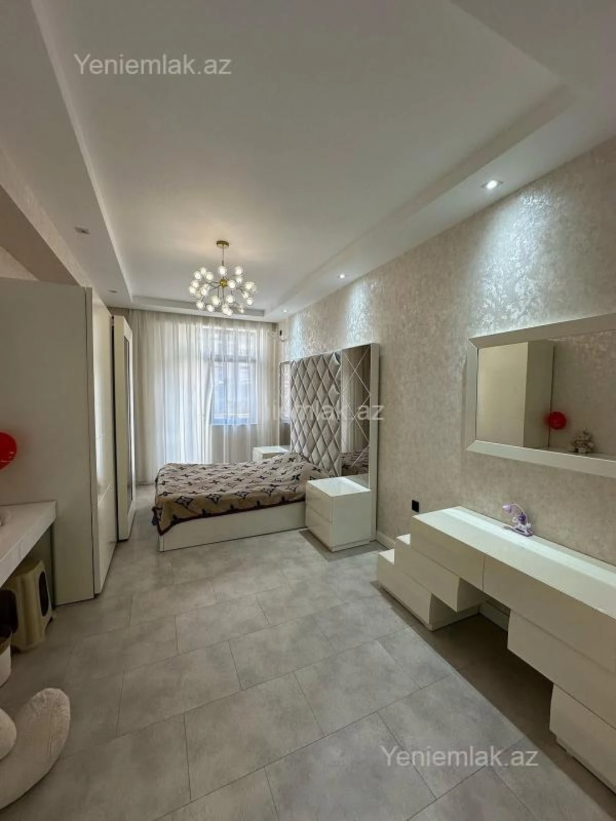 Satılır 4 otaqlı yeni tikili 173 m²
