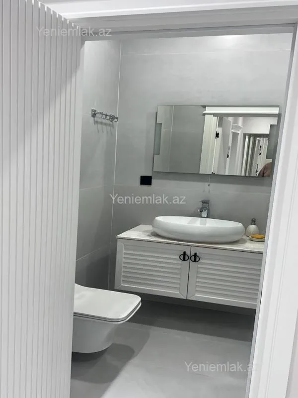 Satılır 4 otaqlı yeni tikili 173 m²