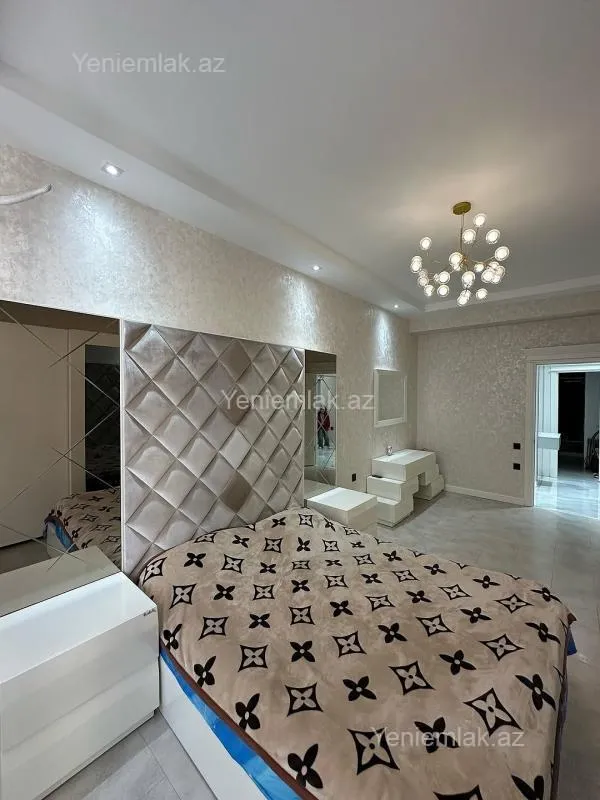 Satılır 4 otaqlı yeni tikili 173 m²