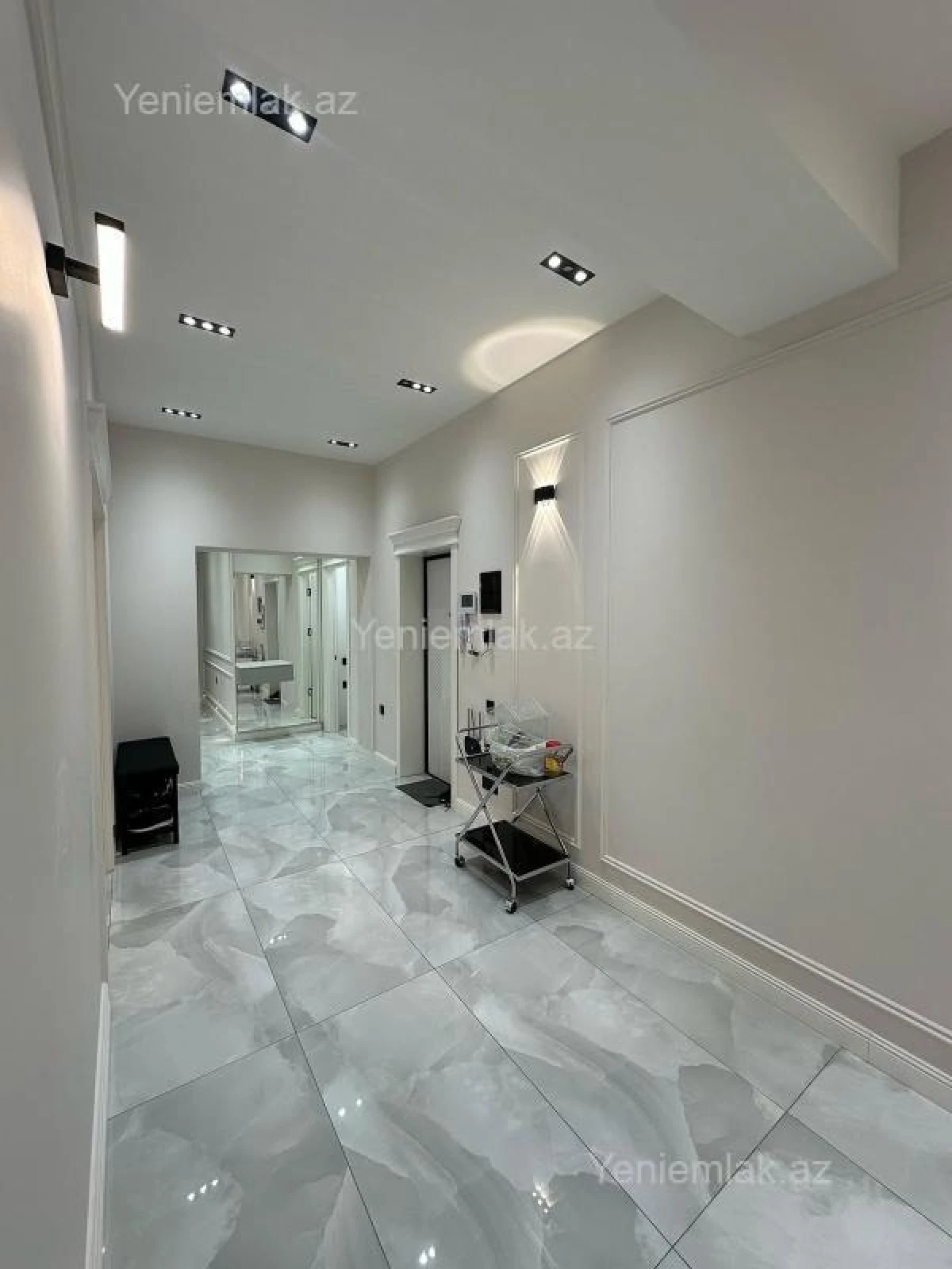 Satılır 4 otaqlı yeni tikili 173 m²