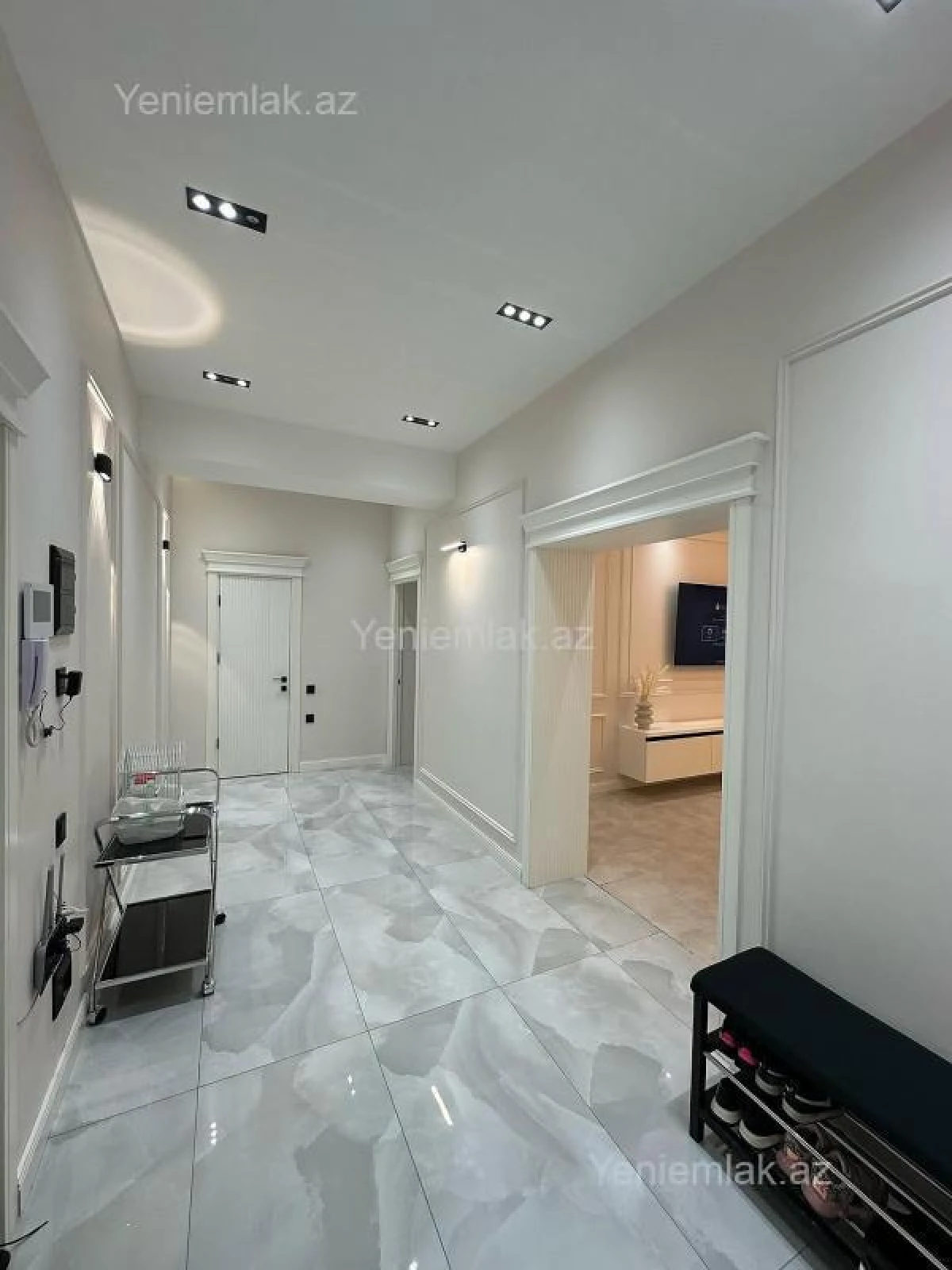 Satılır 4 otaqlı yeni tikili 173 m²