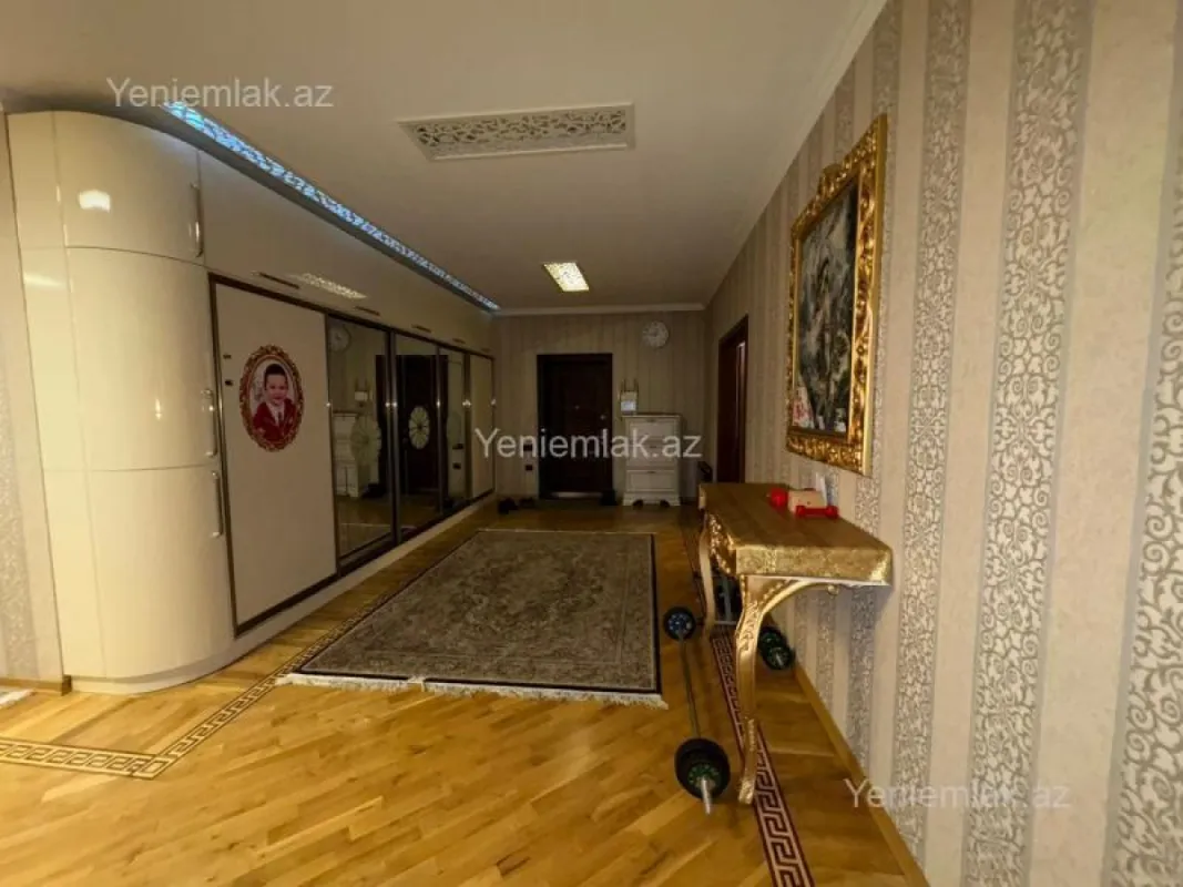 Satılır 4 otaqlı yeni tikili 228 m²