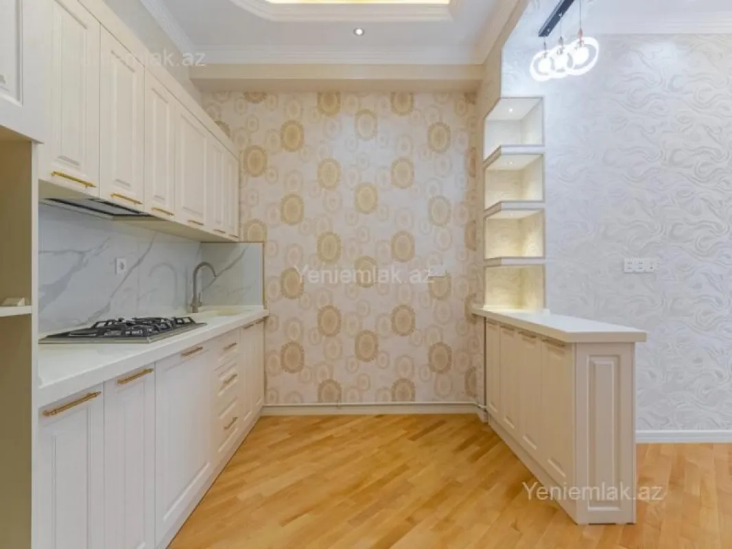 Satılır 3 otaqlı yeni tikili 105 m²