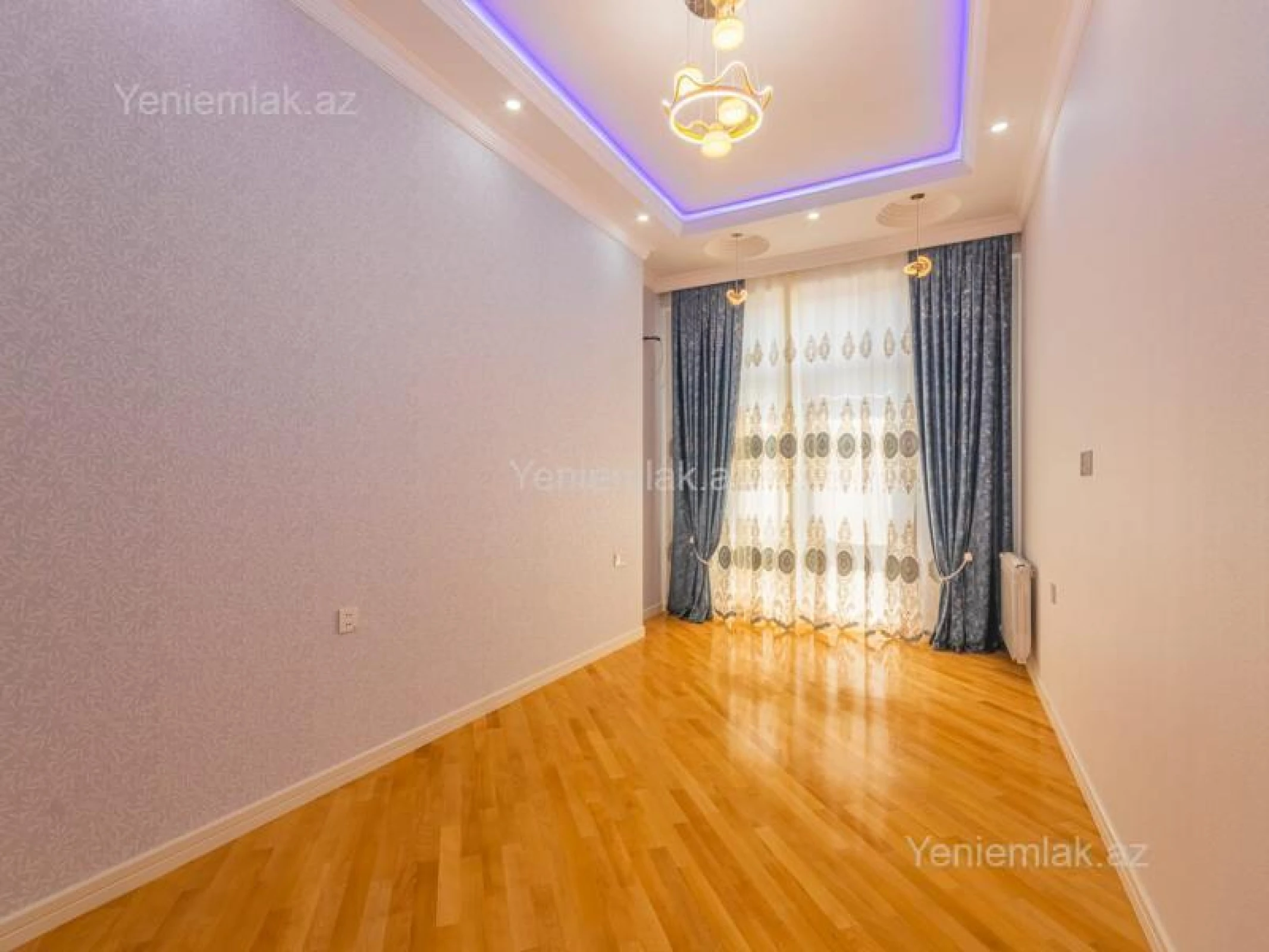 Satılır 3 otaqlı yeni tikili 105 m²