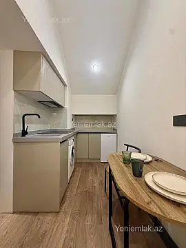 Satılır 1 otaqlı köhnə tikili 33 m²