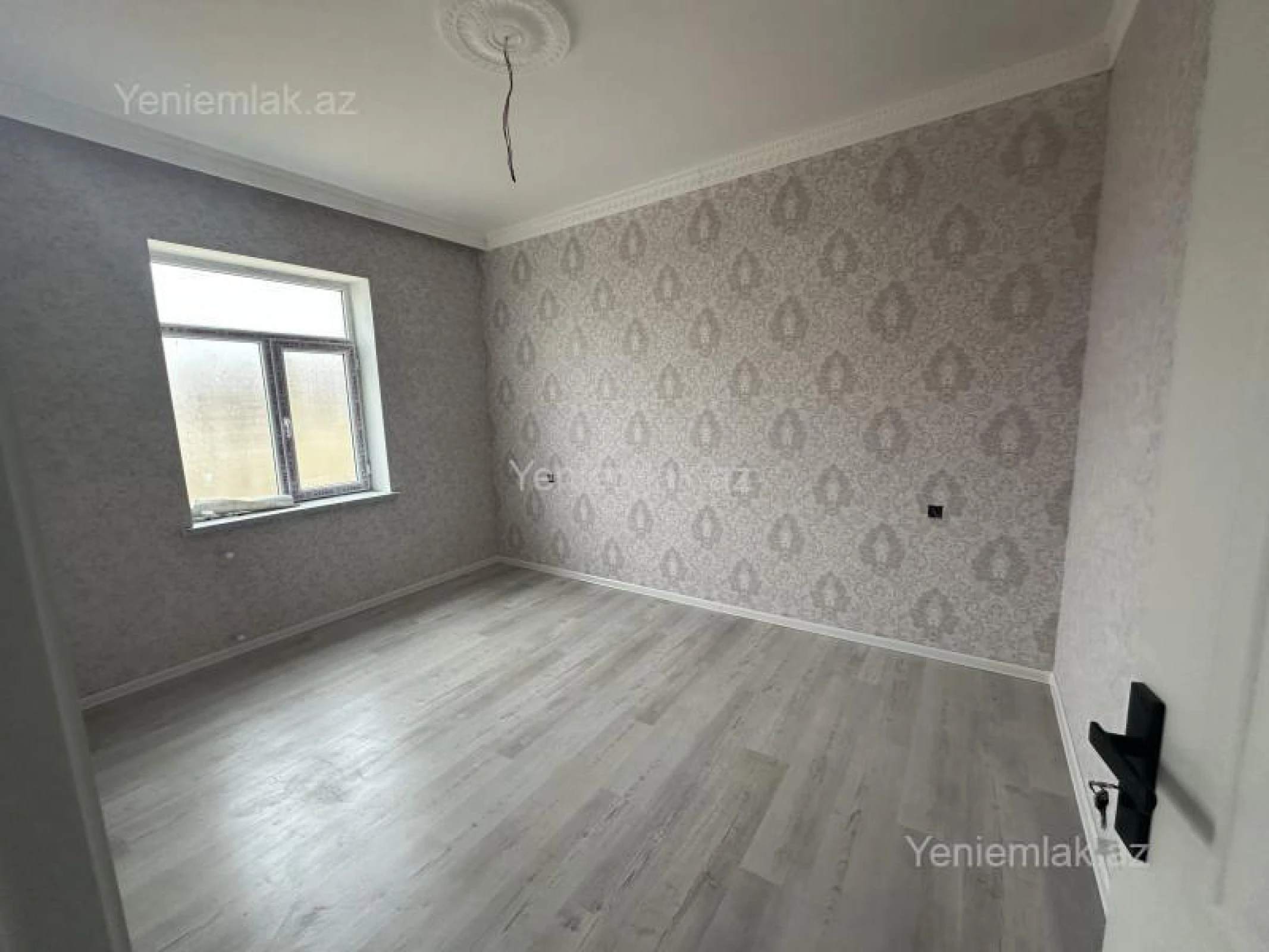 Satılır 4 otaqlı həyət evi 130 m²