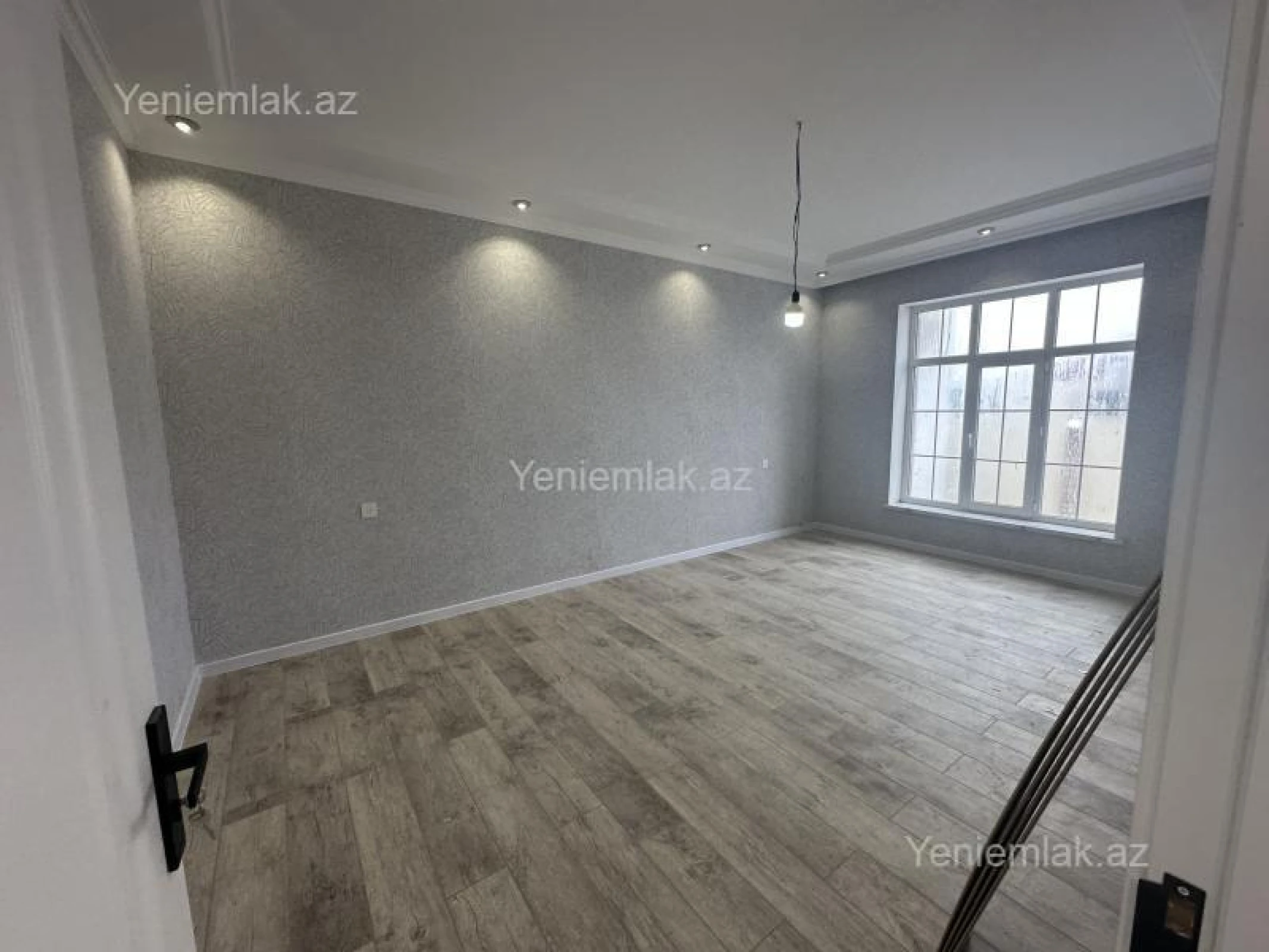 Satılır 4 otaqlı həyət evi 130 m²