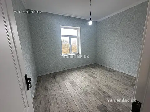 Satılır 4 otaqlı həyət evi 130 m²