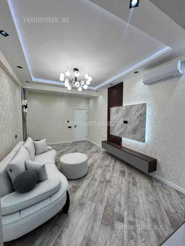 Satılır 3 otaqlı yeni tikili 88 m²