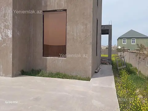 Satılır 5 otaqlı həyət evi 320 m²