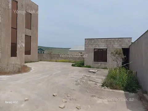 Satılır 5 otaqlı həyət evi 320 m²