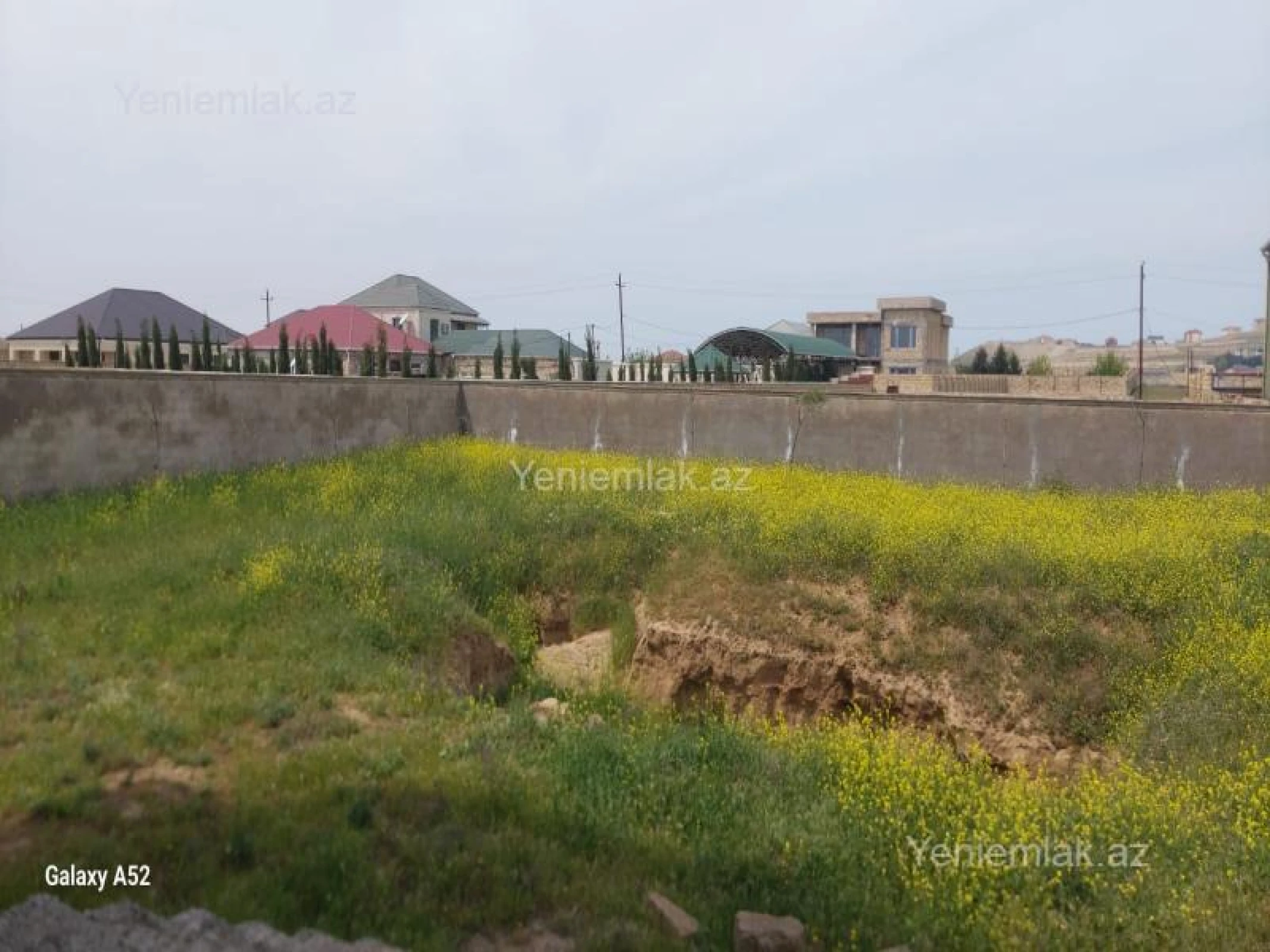 Satılır 5 otaqlı həyət evi 320 m²