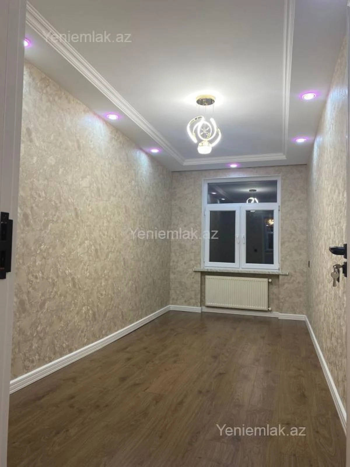 Satılır 2 otaqlı köhnə tikili 45 m²