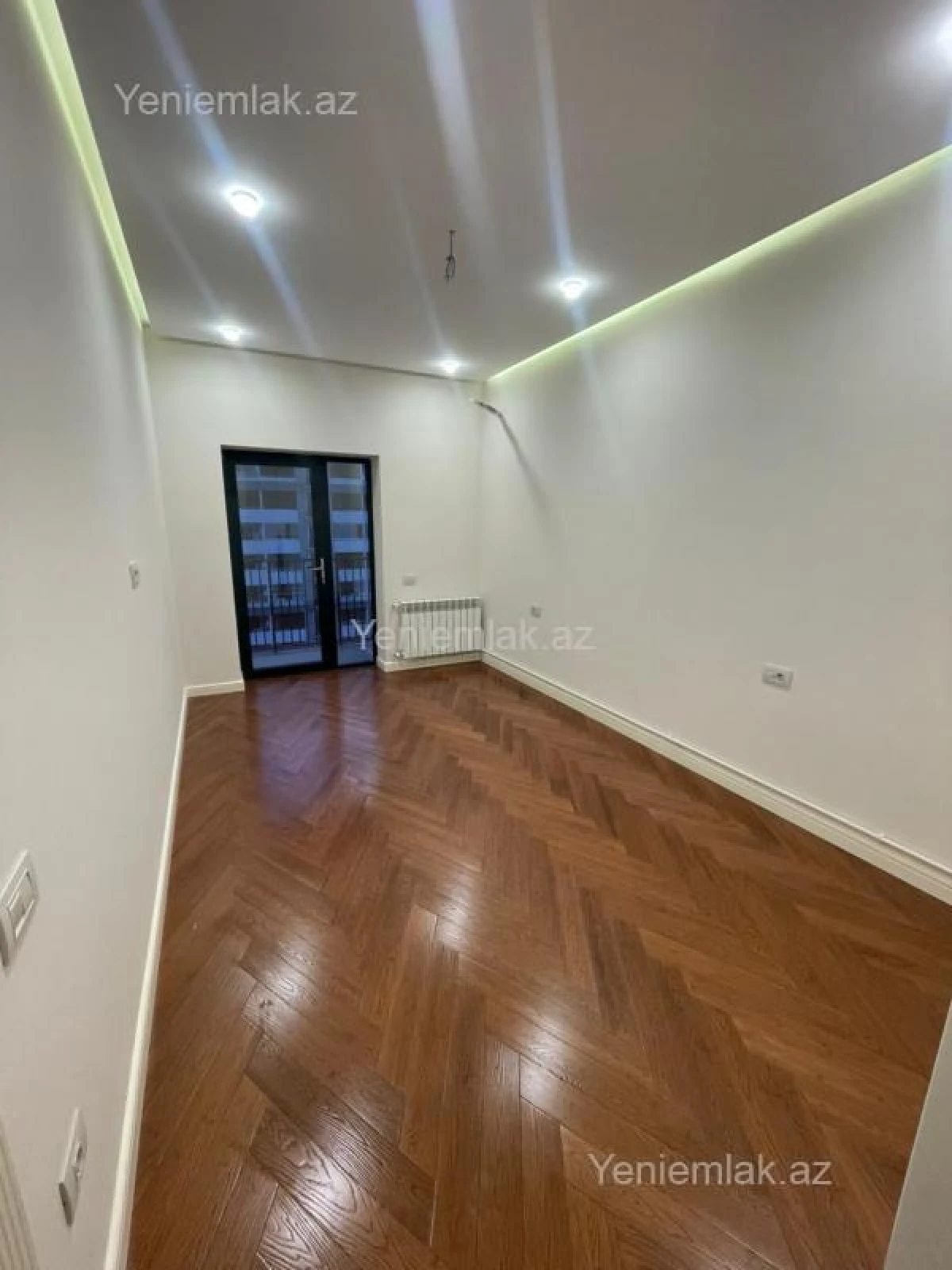Satılır 3 otaqlı yeni tikili 67 m²