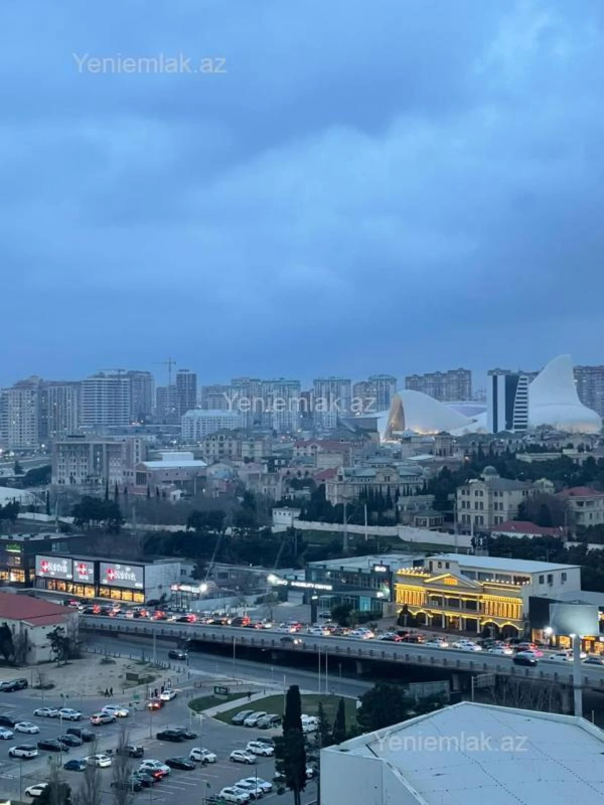 Satılır 3 otaqlı yeni tikili 67 m²