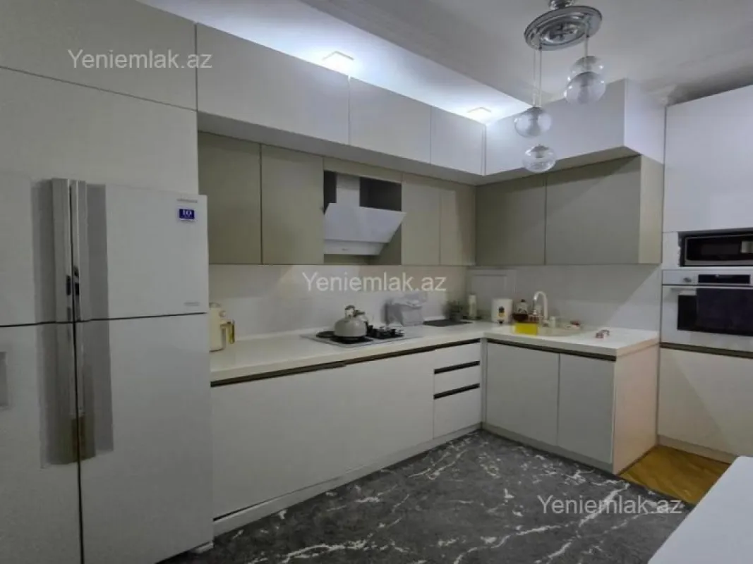 Satılır 3 otaqlı köhnə tikili 89 m²