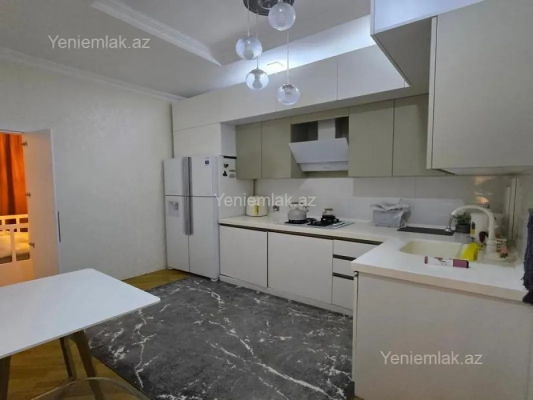 Satılır 3 otaqlı köhnə tikili 89 m²