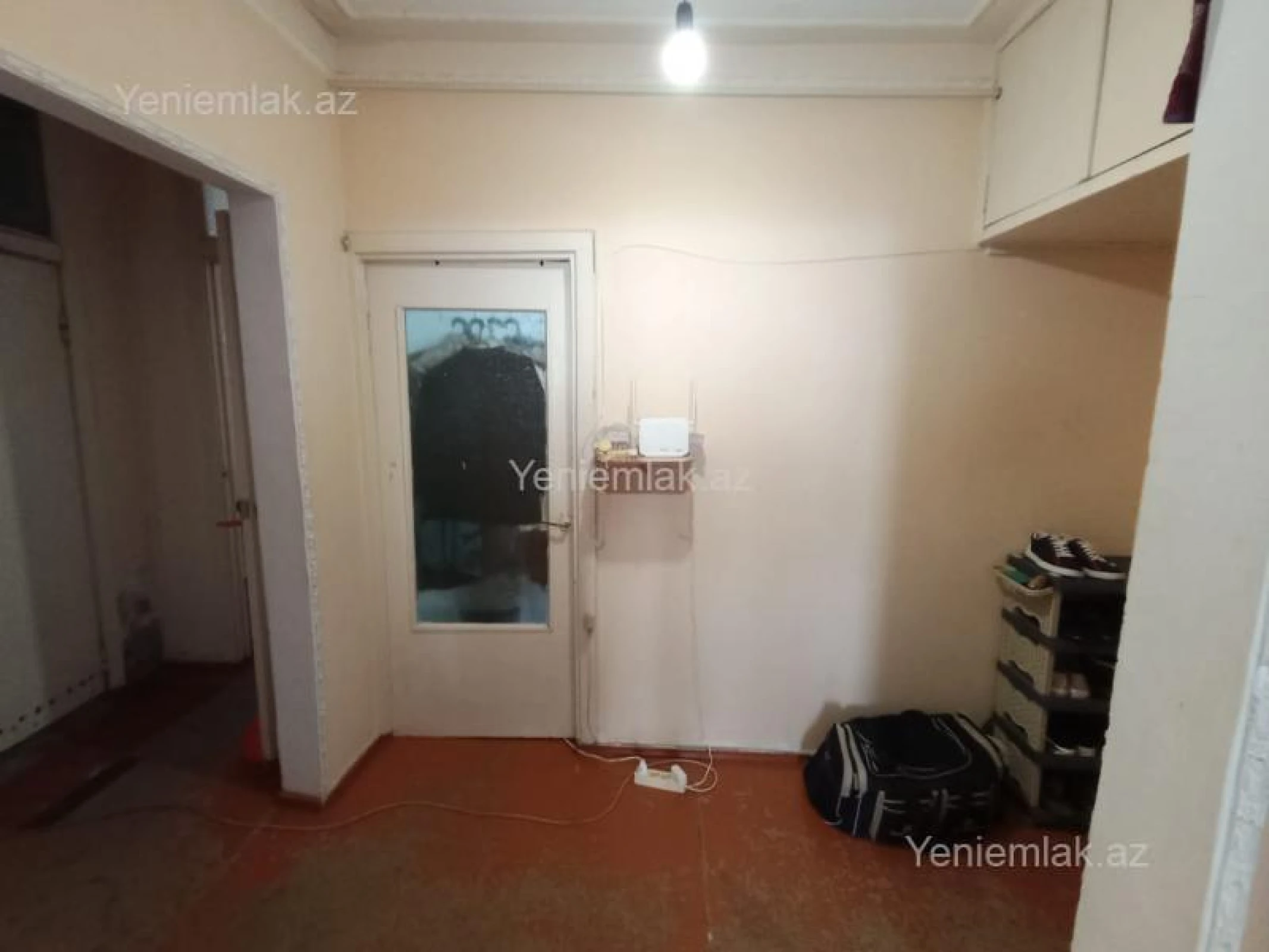 Satılır 3 otaqlı köhnə tikili 80 m²