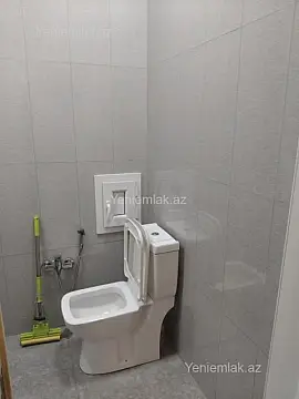 Satılır 2 otaqlı köhnə tikili 75 m²