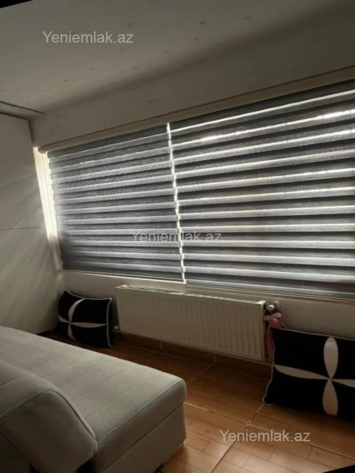 Satılır 2 otaqlı köhnə tikili 50 m²