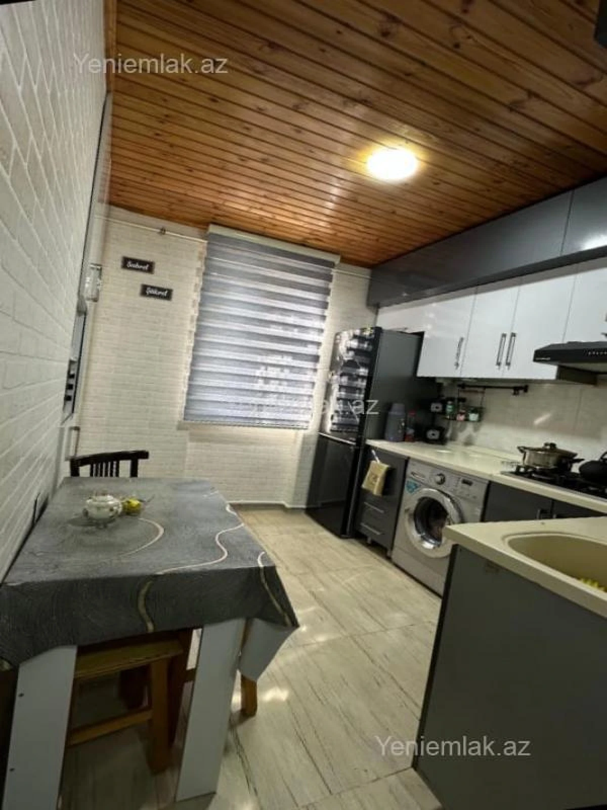 Satılır 2 otaqlı köhnə tikili 50 m²