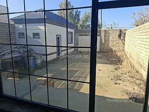 Satılır 5 otaqlı həyət evi 210 m²