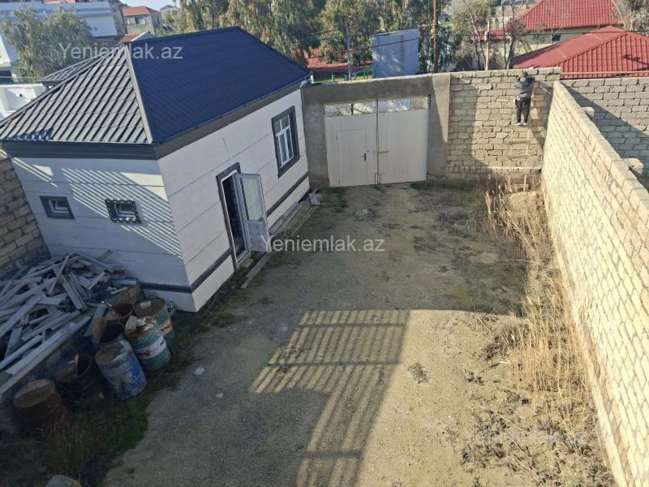 Satılır 5 otaqlı həyət evi 210 m²