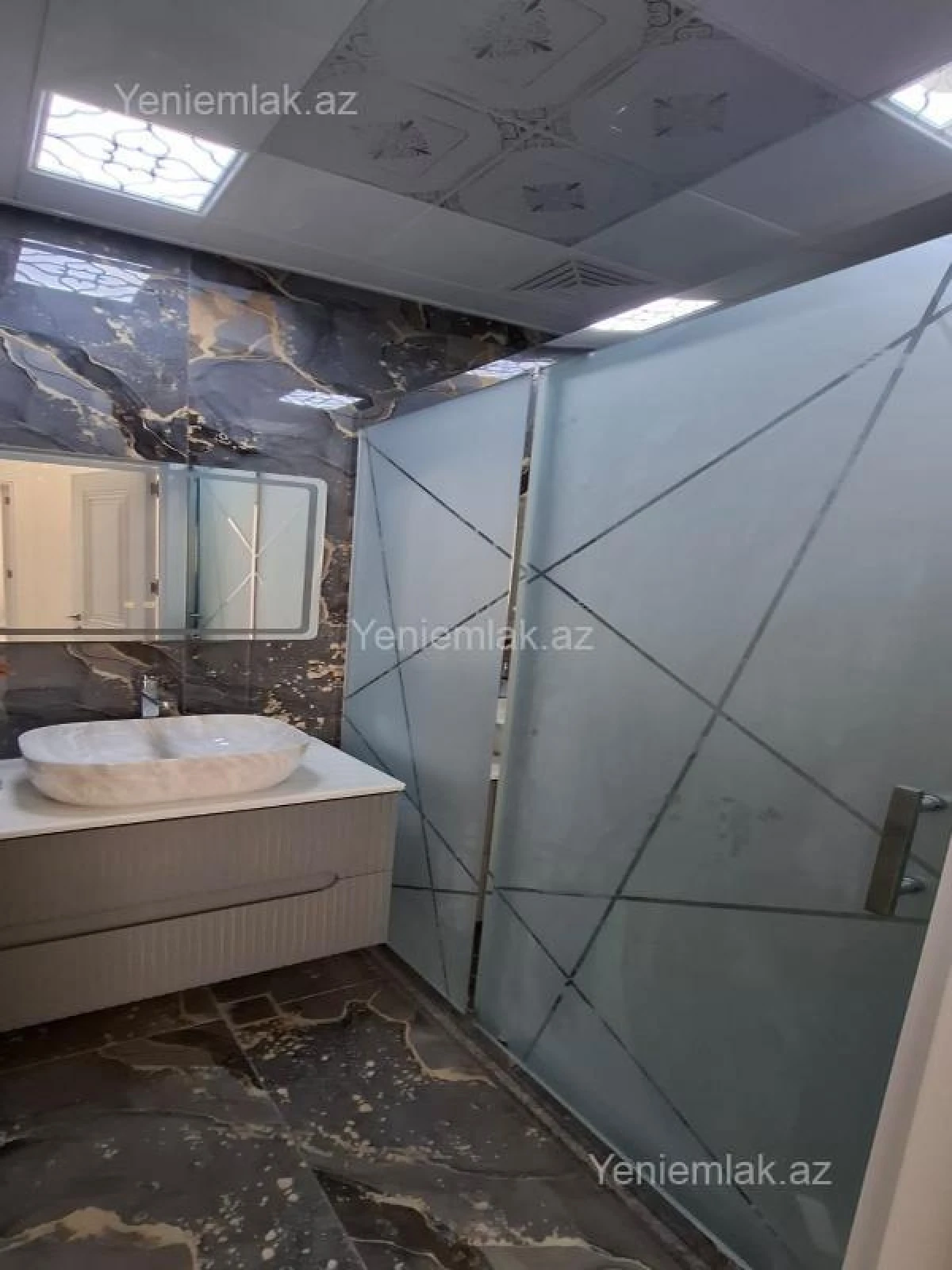 Satılır 3 otaqlı yeni tikili 102 m²